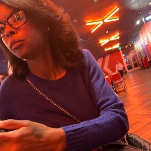 Meet your Posher, Chuckena